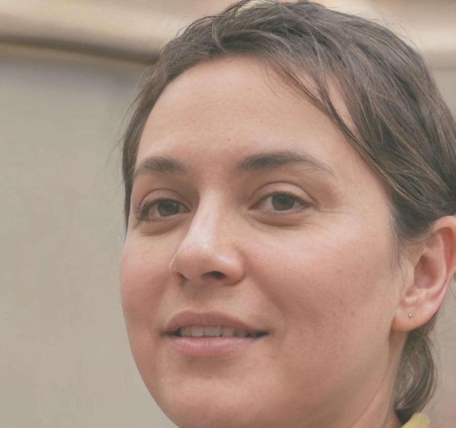 Portrait de Léa Morvan, fondatrice de morentovira